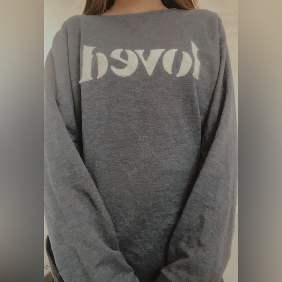 Light Sweatshirt - Picture 1 of 1